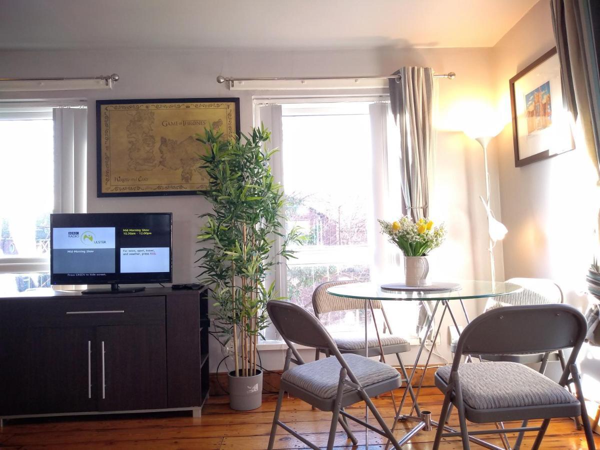 Perfect Central City Location - Parking - 3 Beds - 2 Bedrooms Belfast Eksteriør bilde